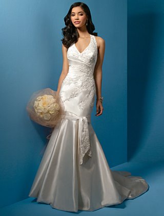 A line halter Chapel train Wedding Dress (ST0053) A line halter Chapel train Wedding Dress (ST0053)